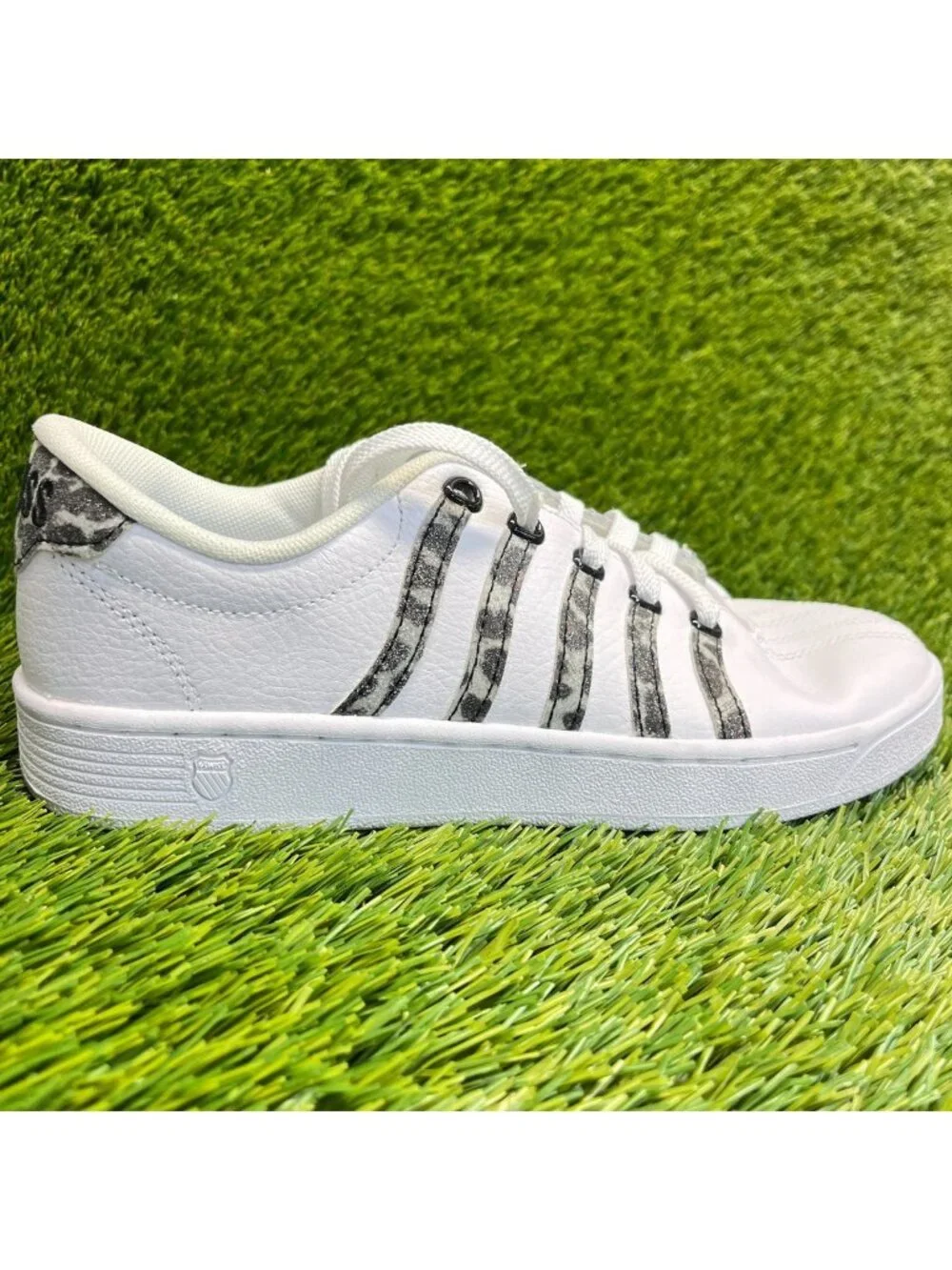 K-Swiss Court Pro II Leopard Womens Size 7 White Black Athletic Shoes Sneakers